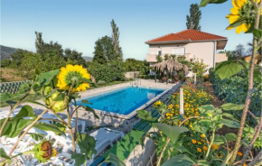Amazing home in Ercegovci with Outdoor swimming pool, WiFi and 5 Bedrooms